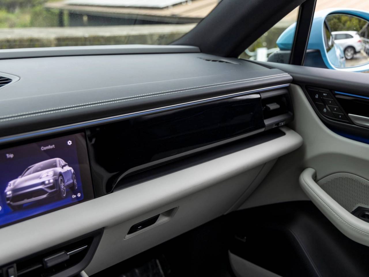 2025 Porsche Macan Macan Electric