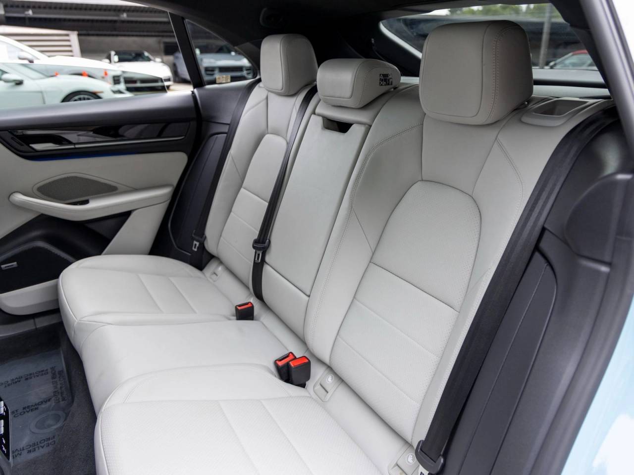 2025 Porsche Macan Macan Electric