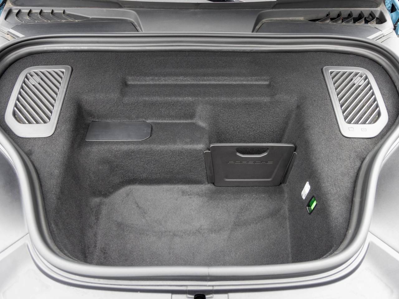 2025 Porsche Macan Macan Electric