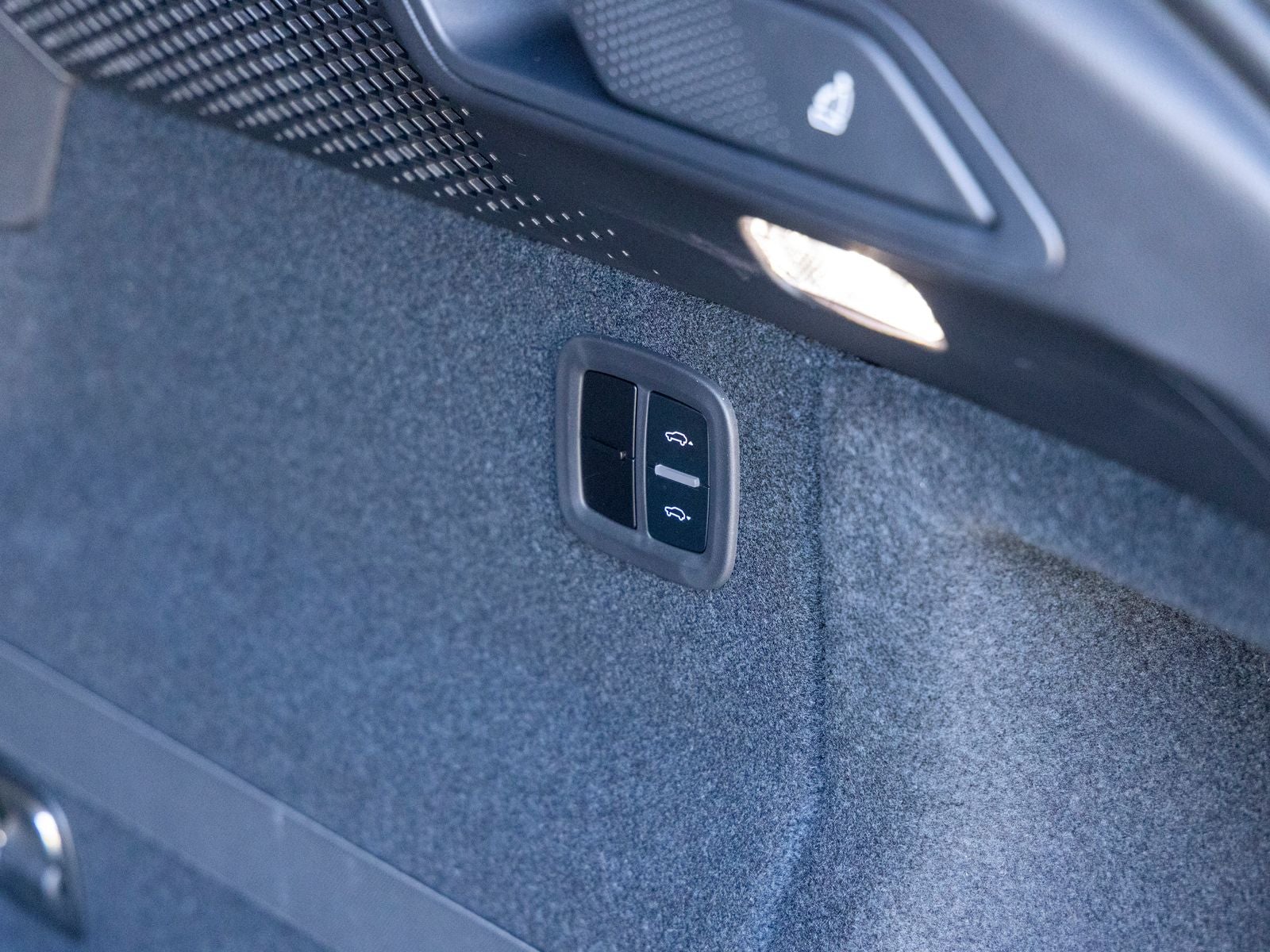 2025 Porsche Macan Macan Electric