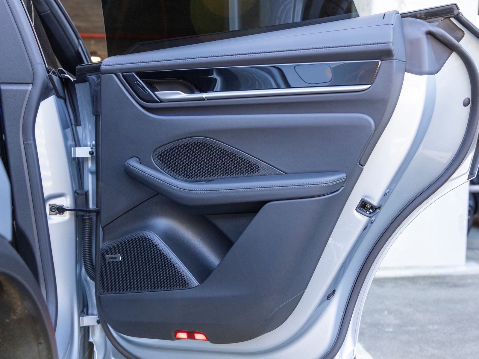 2025 Porsche Macan Macan Electric