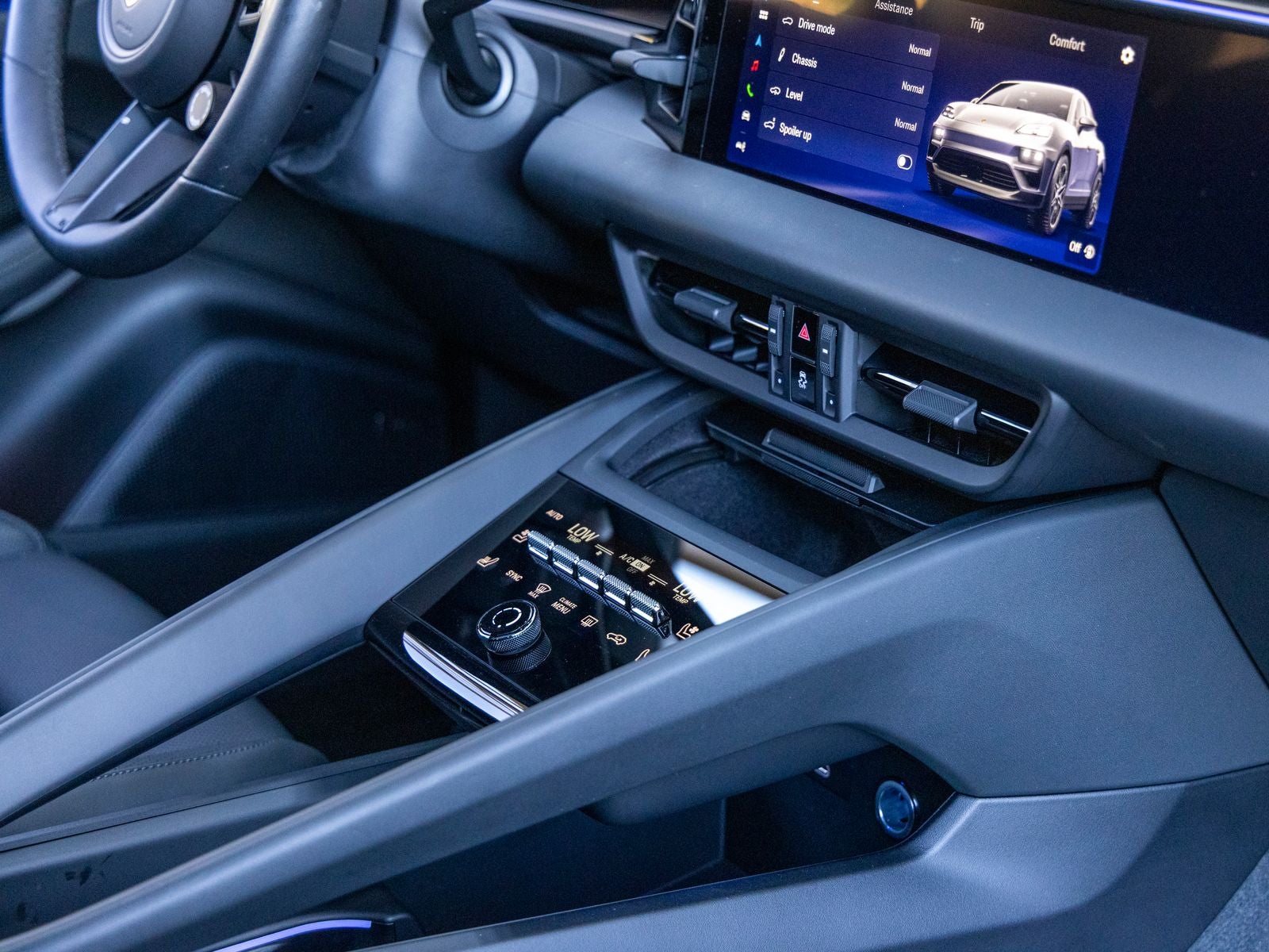 2025 Porsche Macan Macan Electric