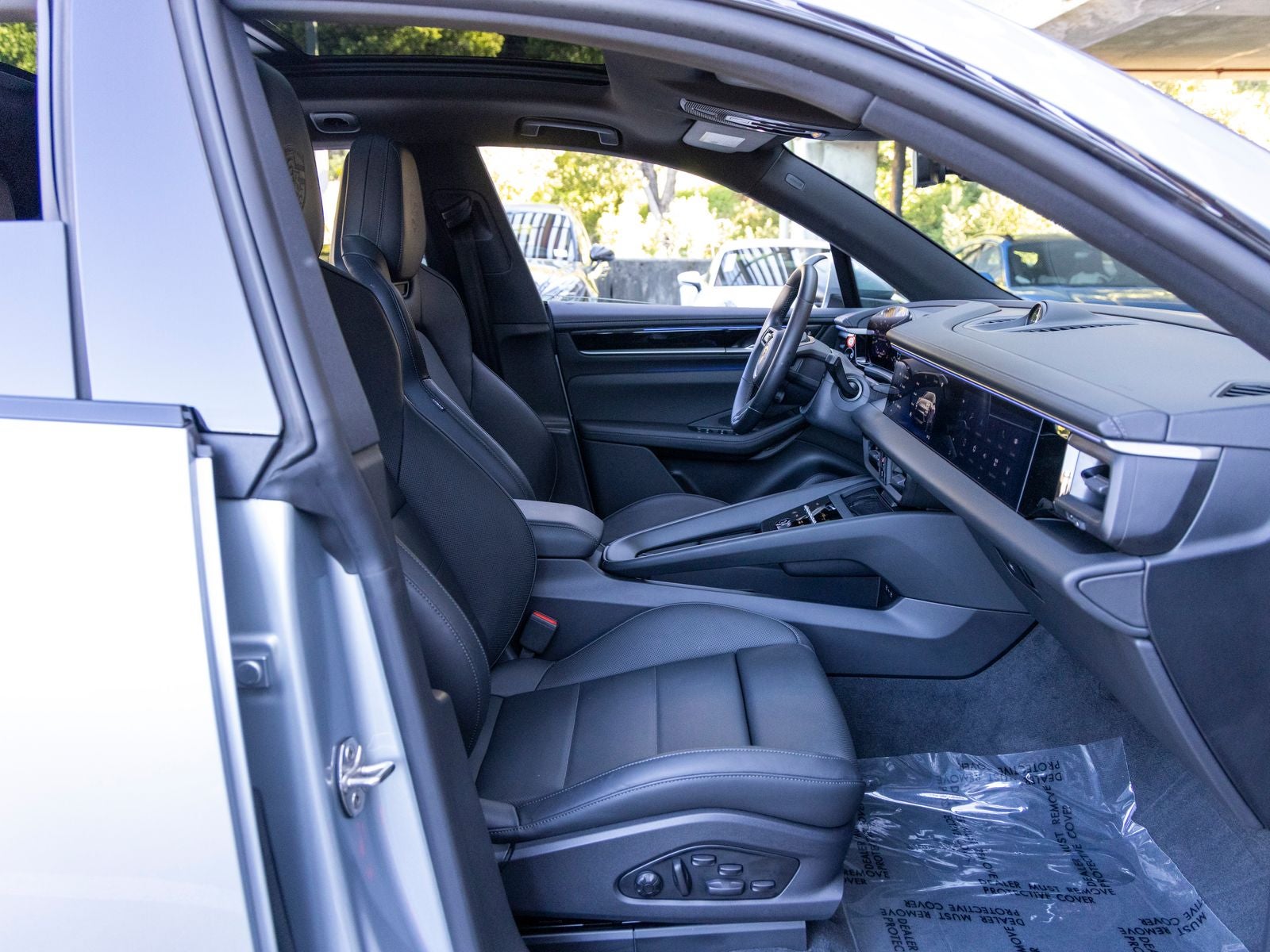 2025 Porsche Macan Macan Electric