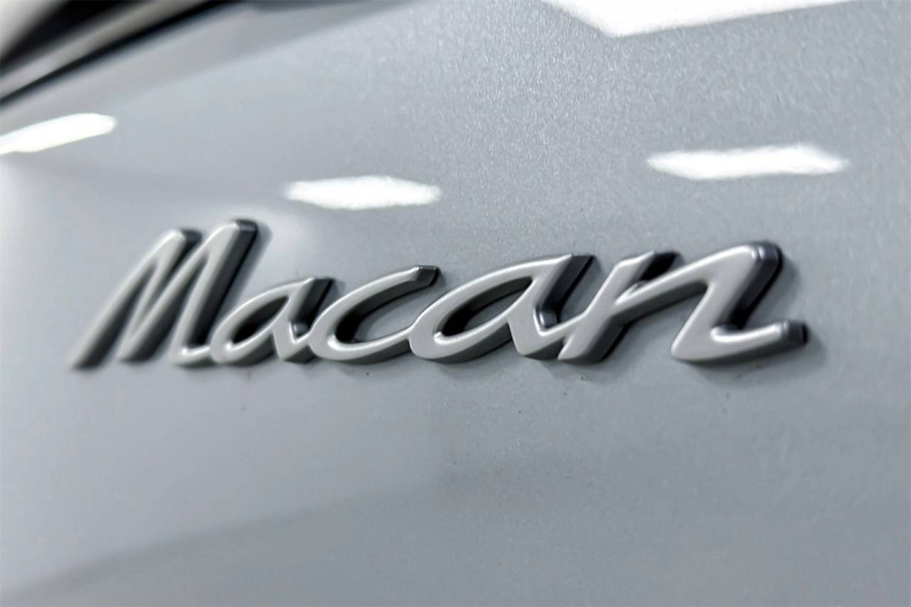 2025 Porsche Macan Macan Electric