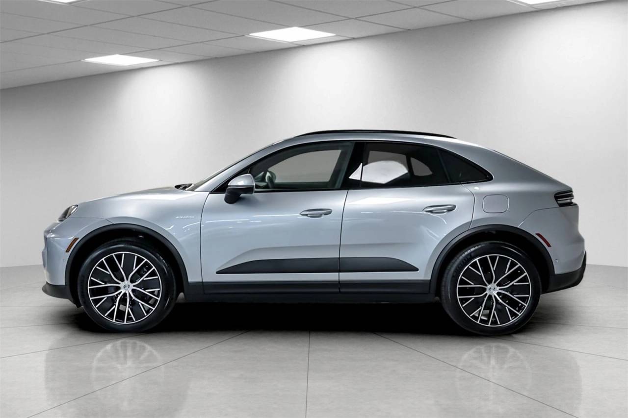 2025 Porsche Macan Macan Electric