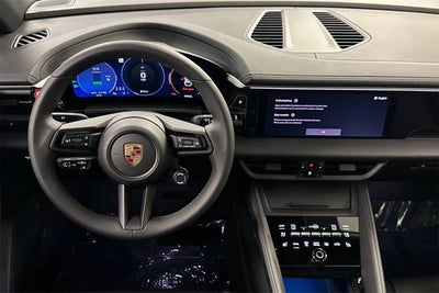 2025 Porsche Macan Macan Electric