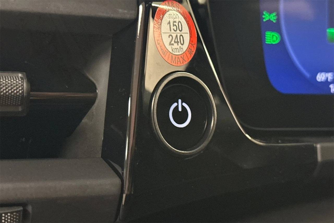 2025 Porsche Macan Macan Electric