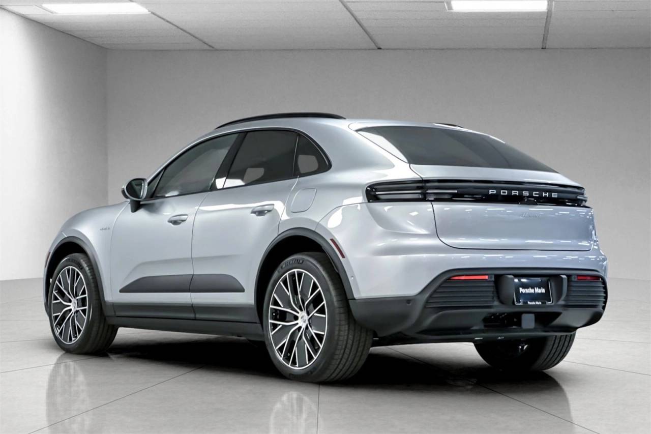 2025 Porsche Macan Macan Electric