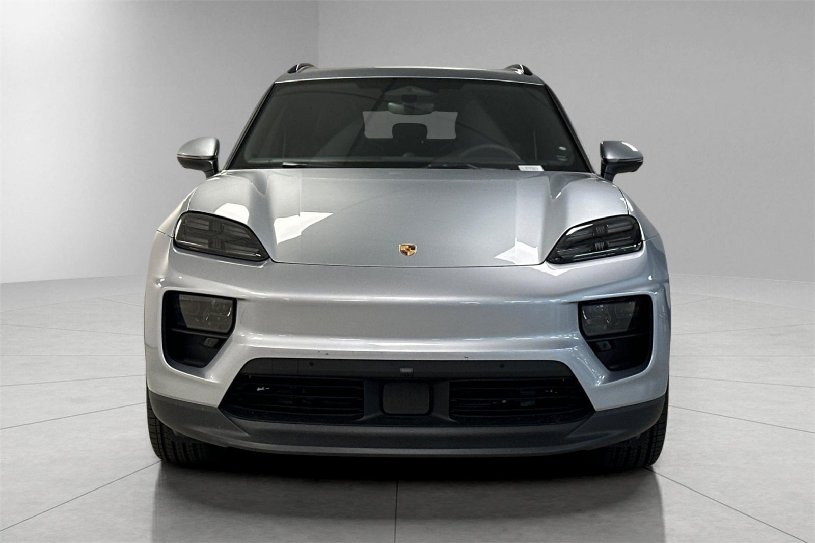 2025 Porsche Macan Electric Base