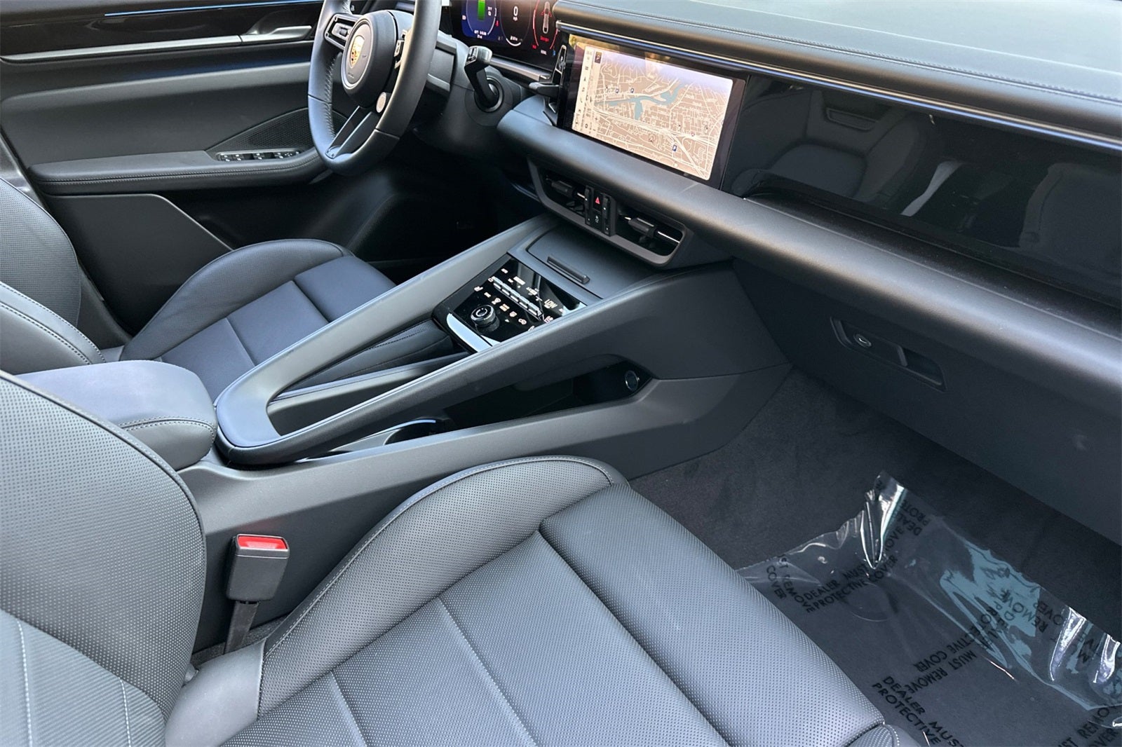 2025 Porsche Macan Electric Base