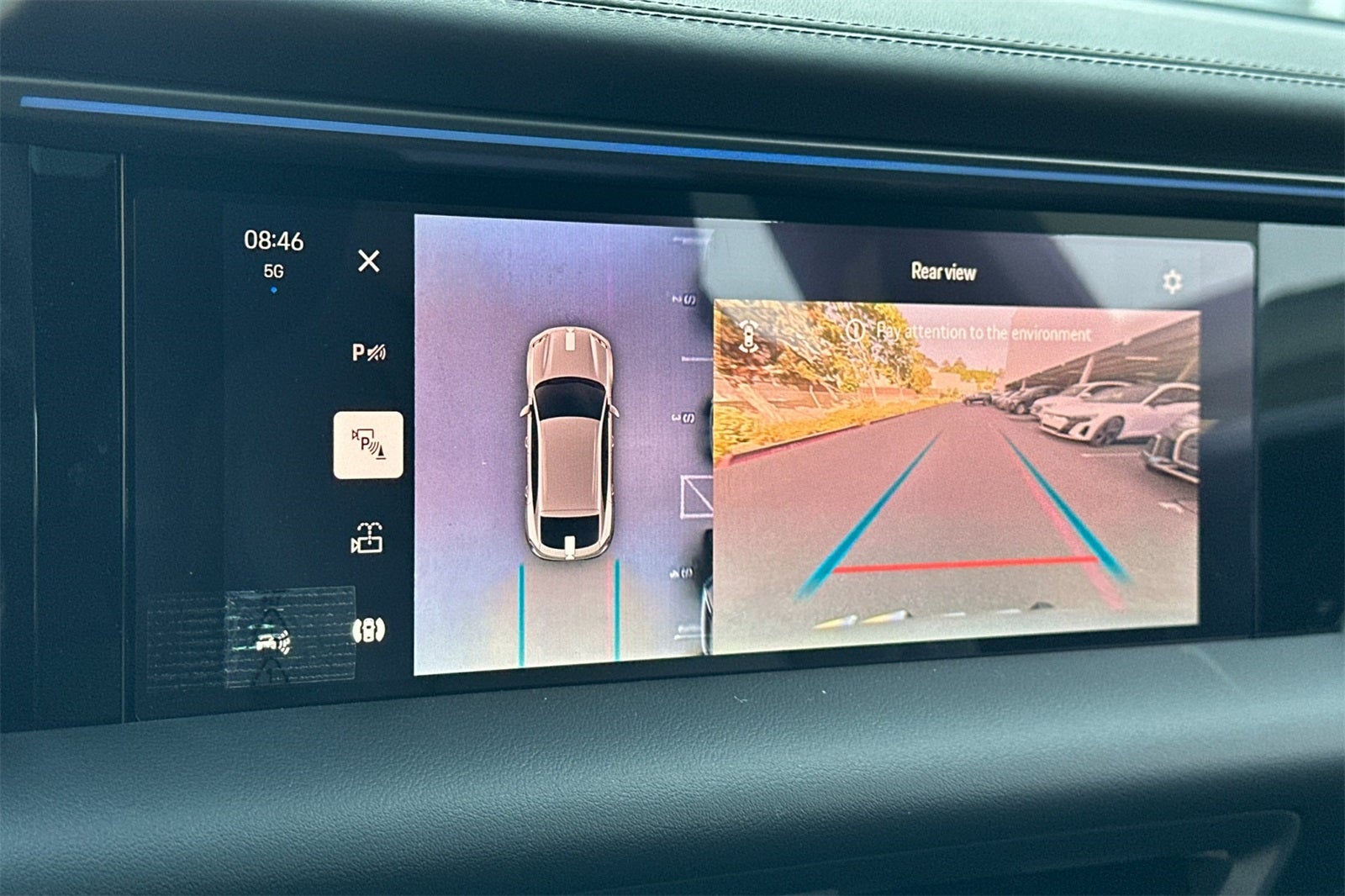 2025 Porsche Macan Electric Base