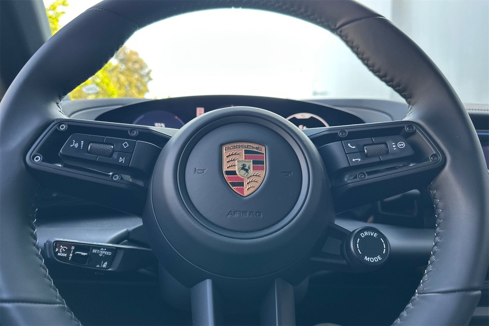 2025 Porsche Macan Electric Base