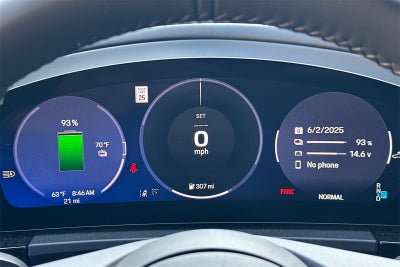 2025 Porsche Macan Electric Base