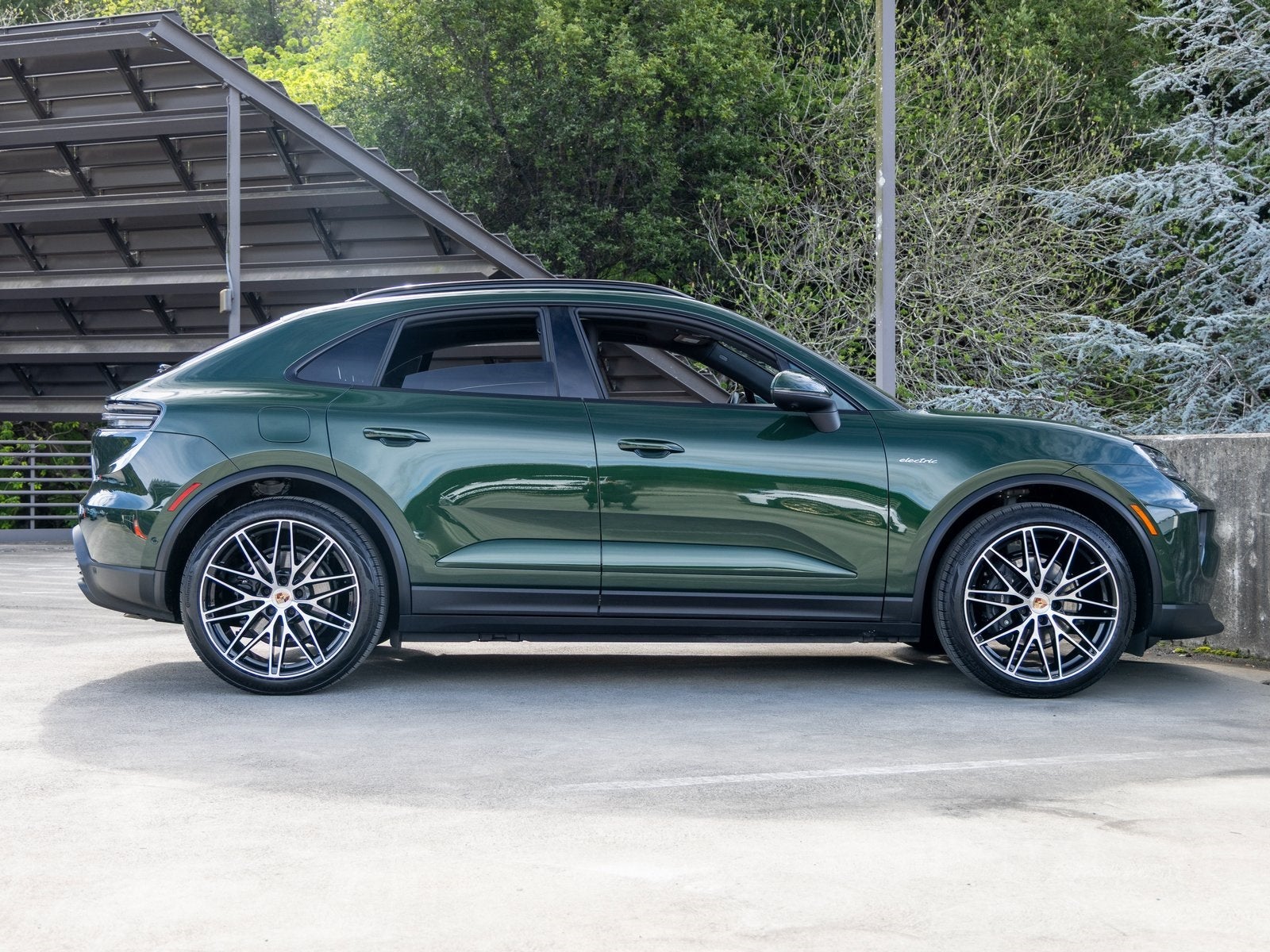 2025 Porsche Macan Macan Electric