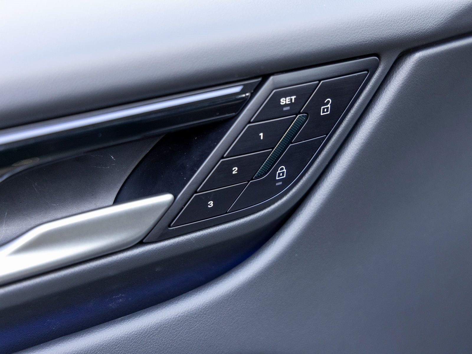 2025 Porsche Macan Macan Electric