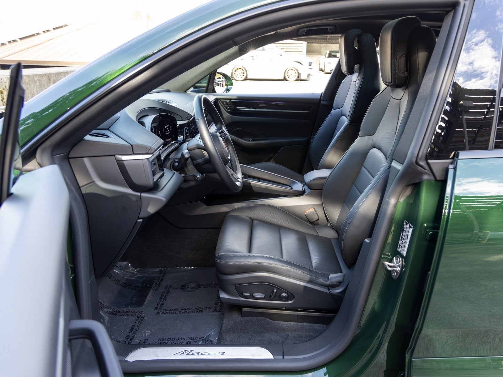 2025 Porsche Macan Macan Electric