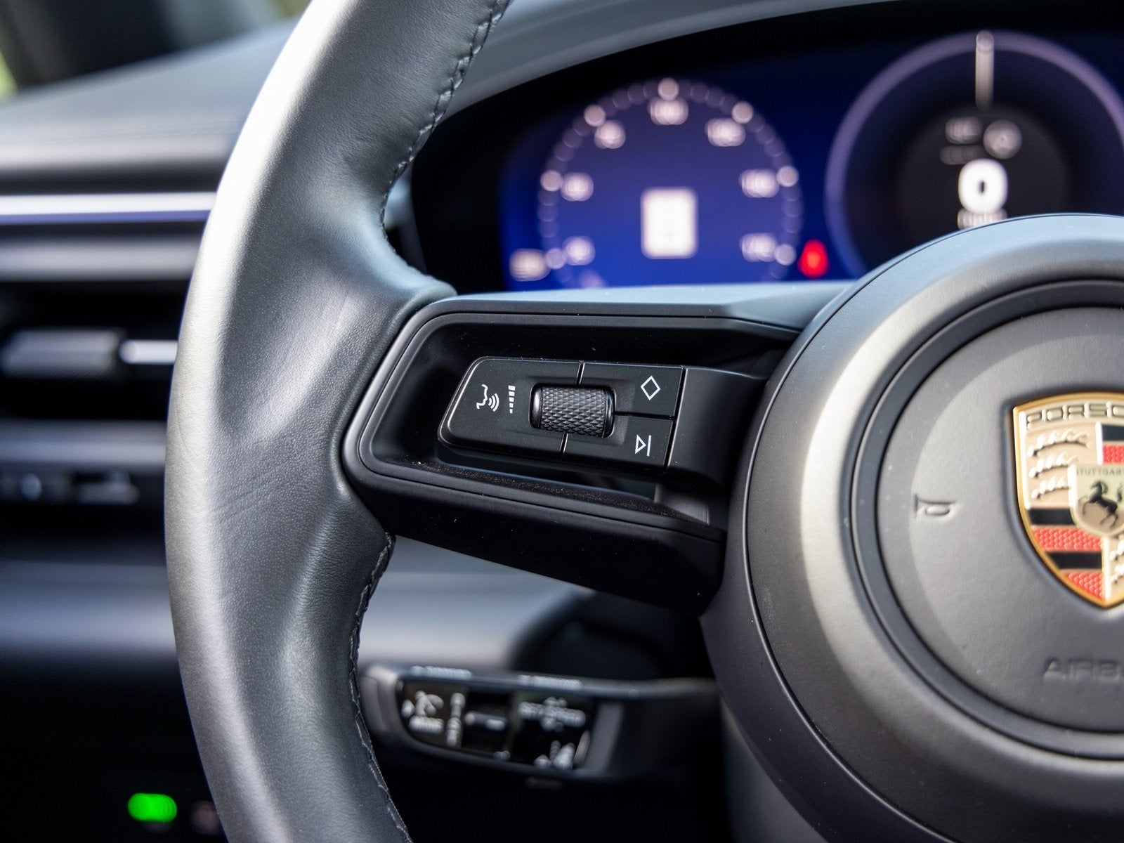 2025 Porsche Macan Macan Electric