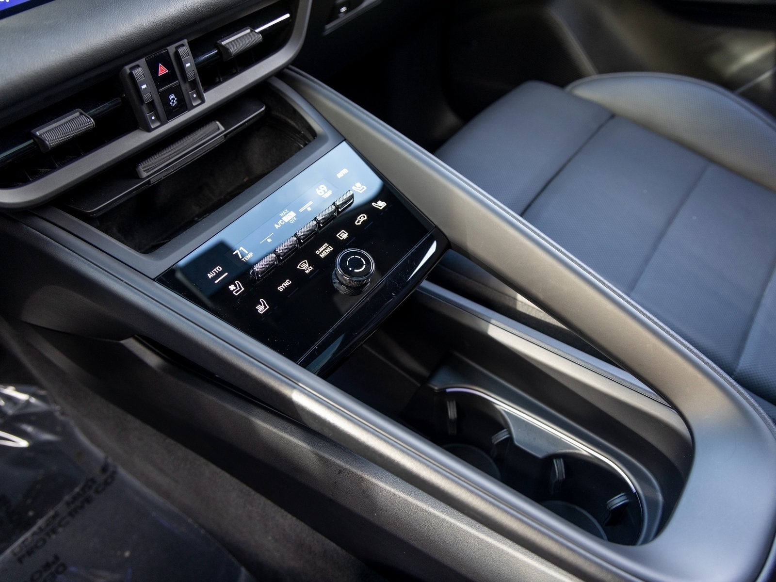 2025 Porsche Macan Macan Electric