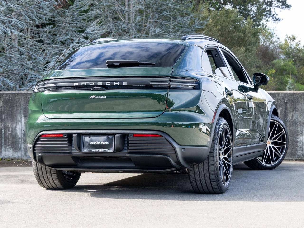 2025 Porsche Macan Macan Electric
