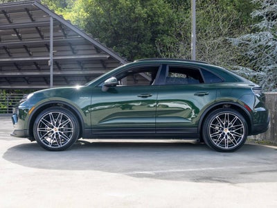 2025 Porsche Macan Macan Electric