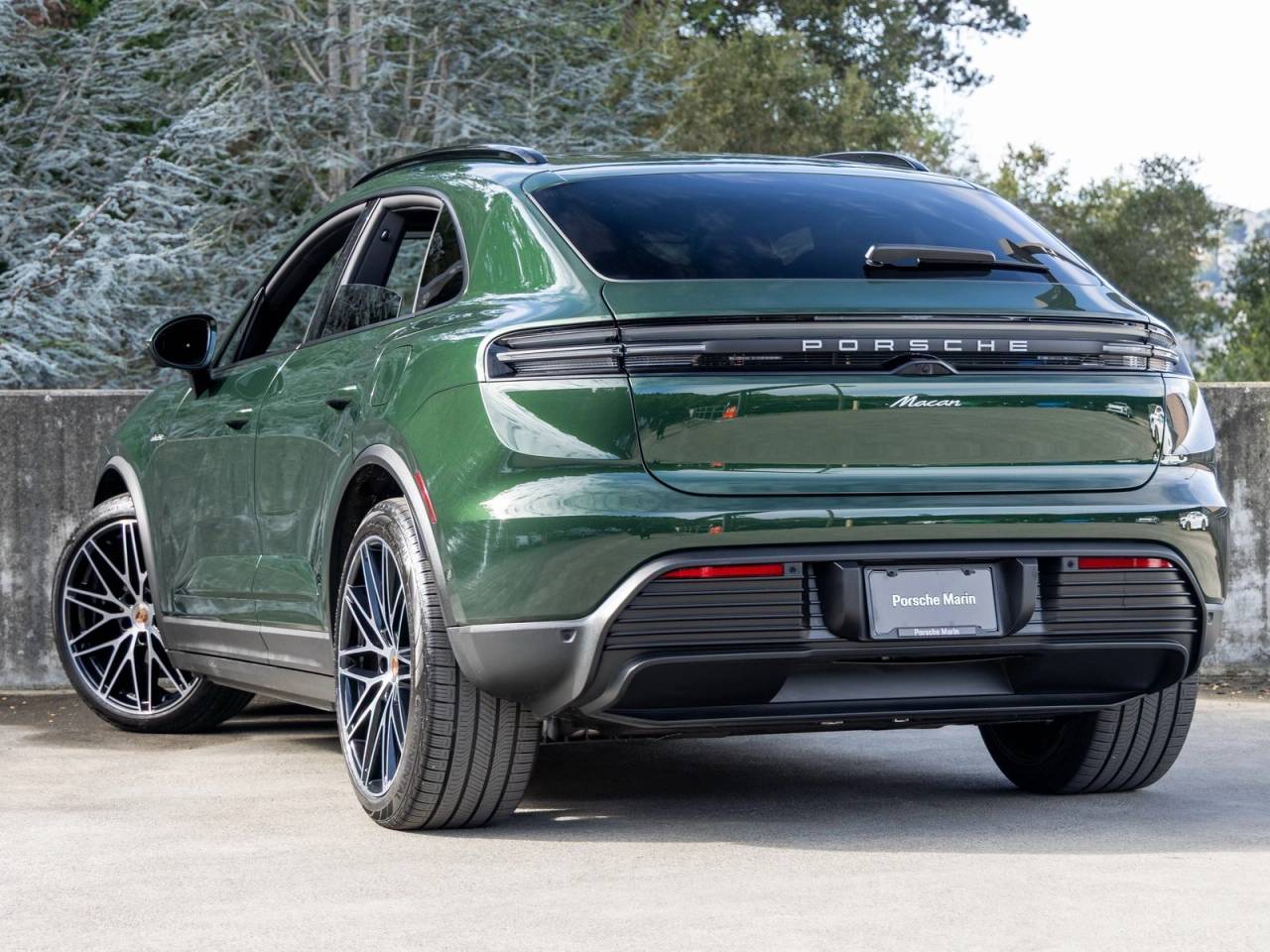 2025 Porsche Macan Macan Electric