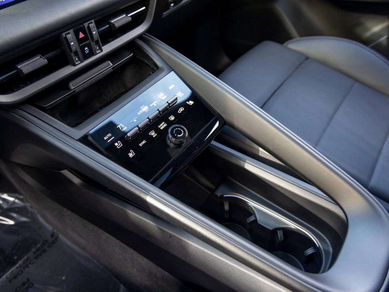 2025 Porsche Macan Macan Electric