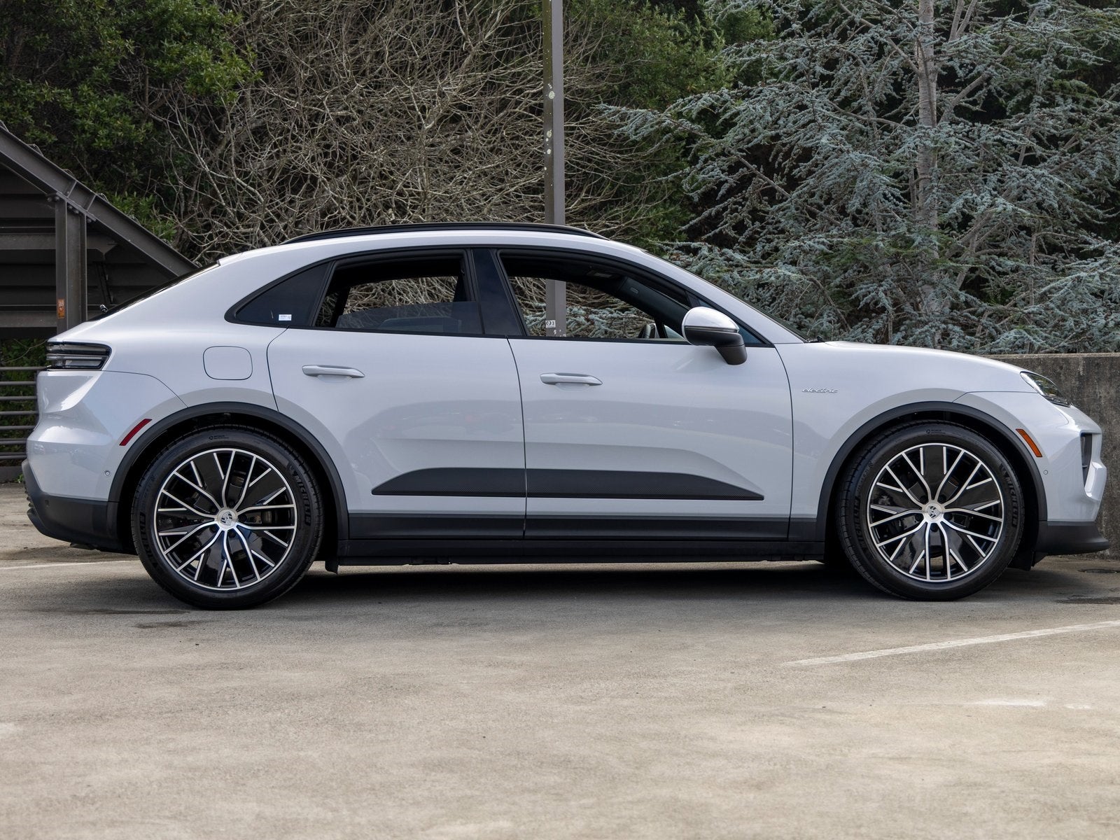 2025 Porsche Macan Macan Electric