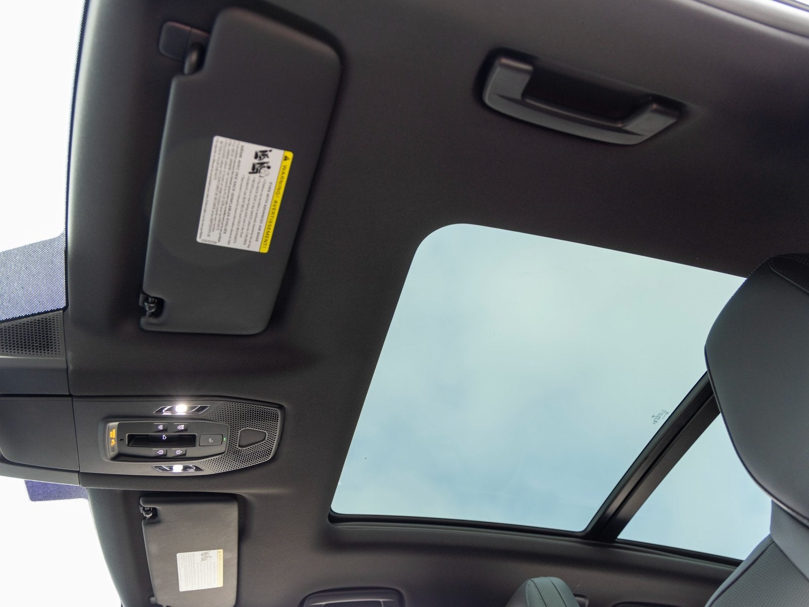 2025 Porsche Macan Macan Electric