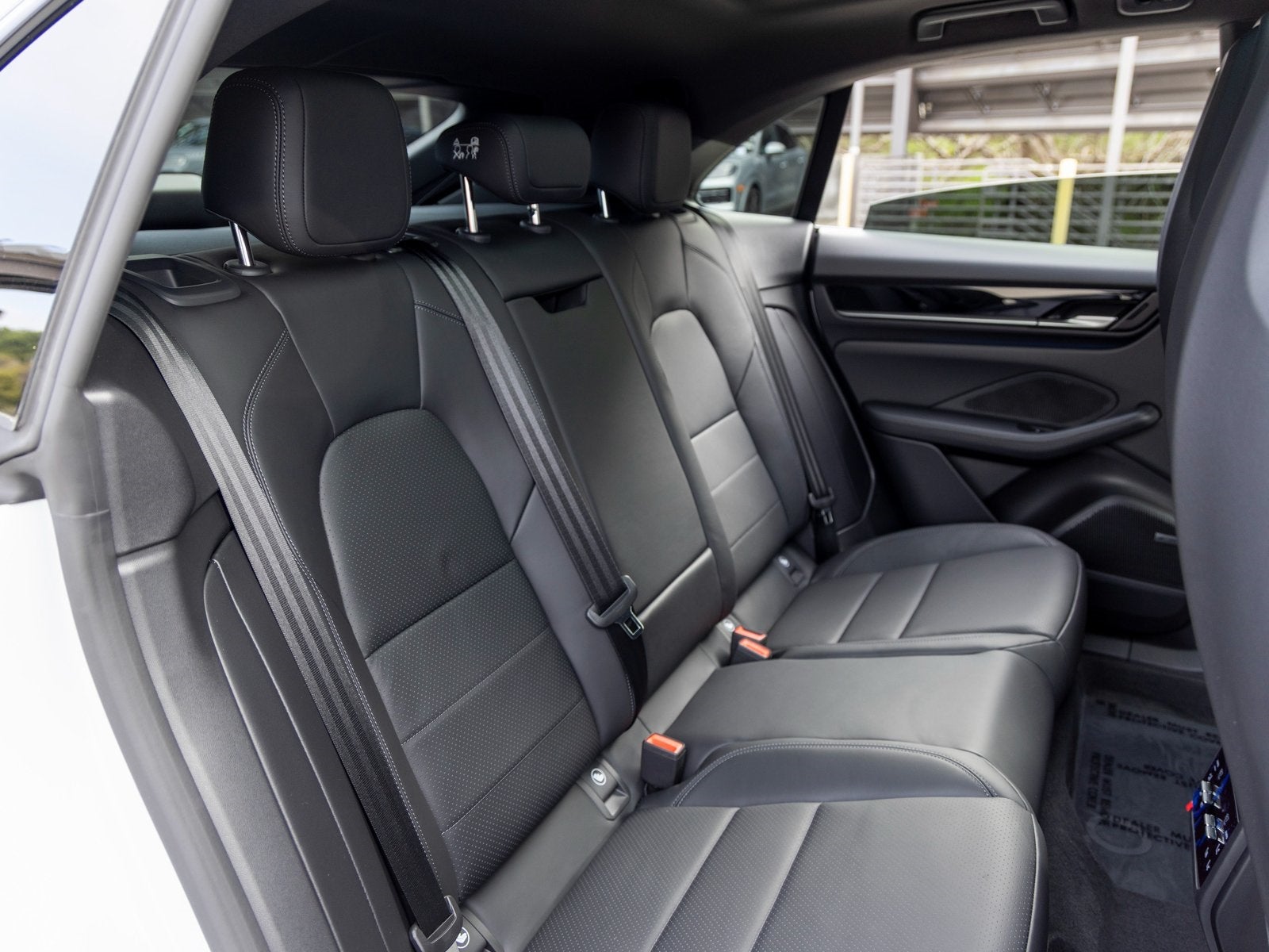 2025 Porsche Macan Macan Electric