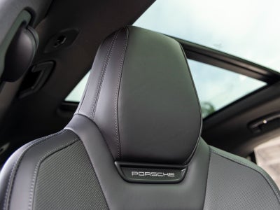 2025 Porsche Macan Macan Electric