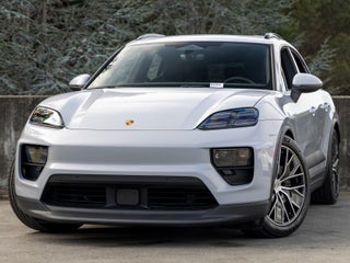 2025 Porsche Macan Macan Electric