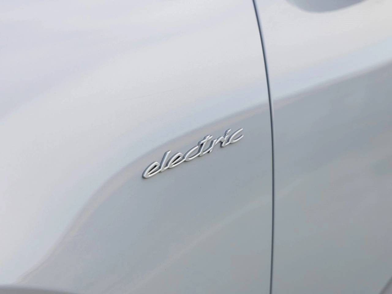 2025 Porsche Macan Macan Electric