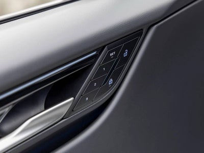 2025 Porsche Macan Macan Electric