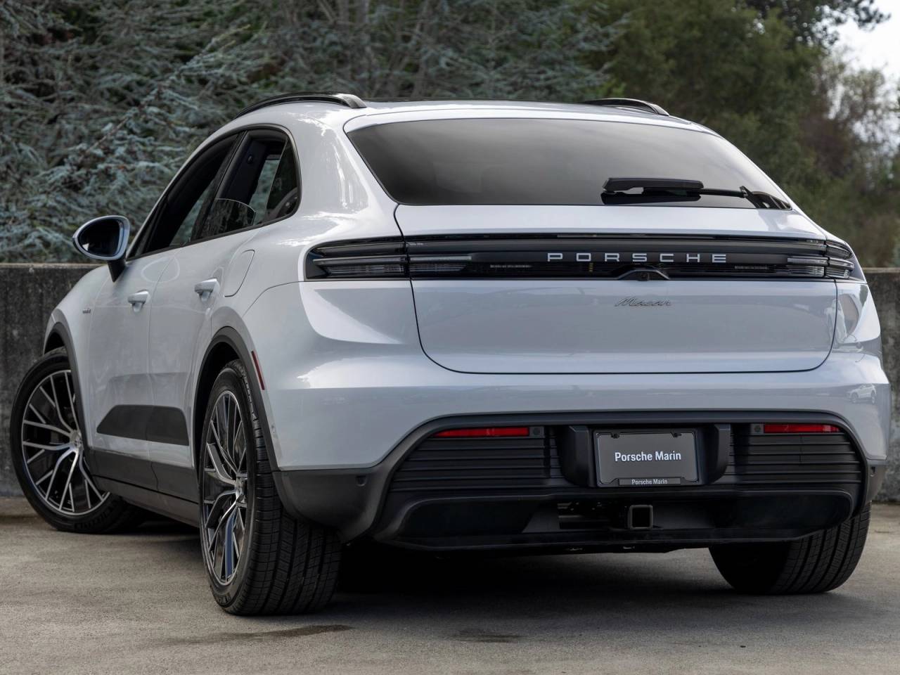 2025 Porsche Macan Macan Electric