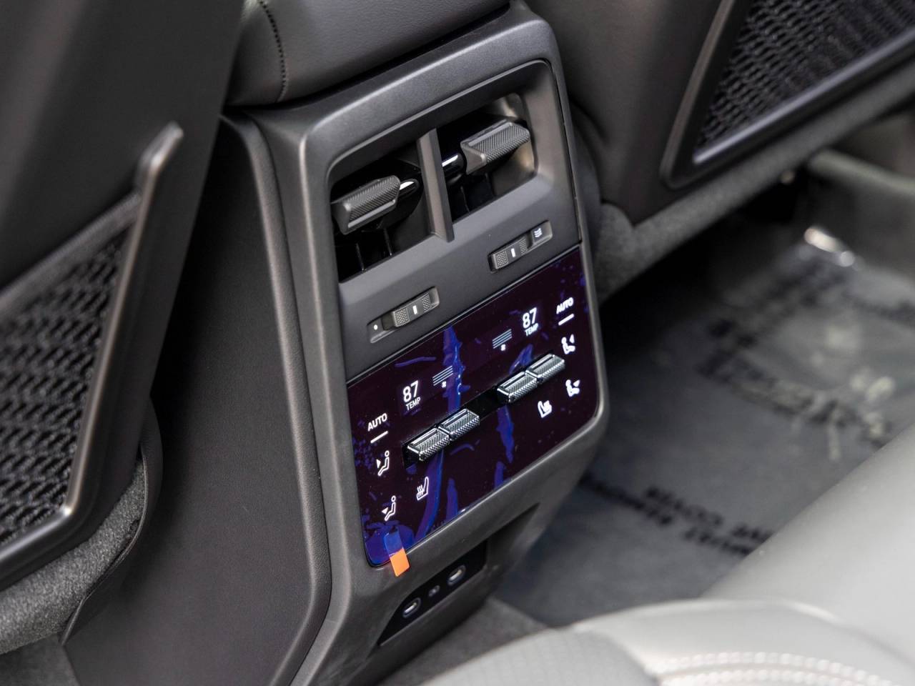 2025 Porsche Macan Macan Electric