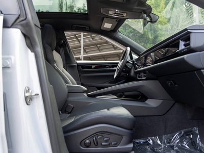 2025 Porsche Macan Macan Electric