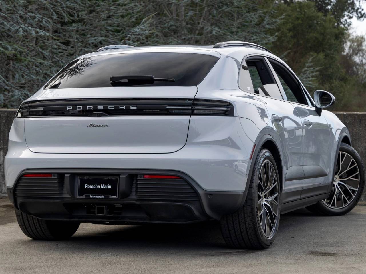 2025 Porsche Macan Macan Electric
