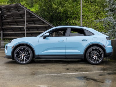 2025 Porsche Macan Macan Electric