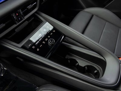 2025 Porsche Macan Macan Electric