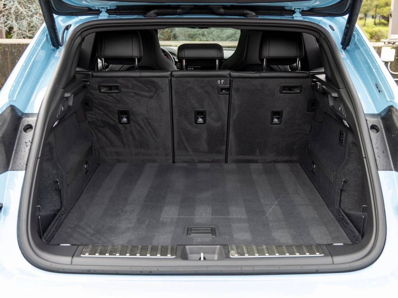 2025 Porsche Macan Macan Electric