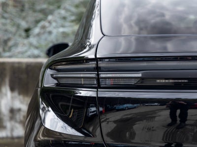 2025 Porsche Macan Macan Electric