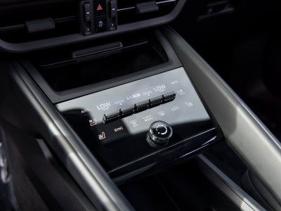 2025 Porsche Macan Macan Electric