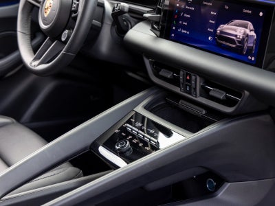 2025 Porsche Macan Macan Electric