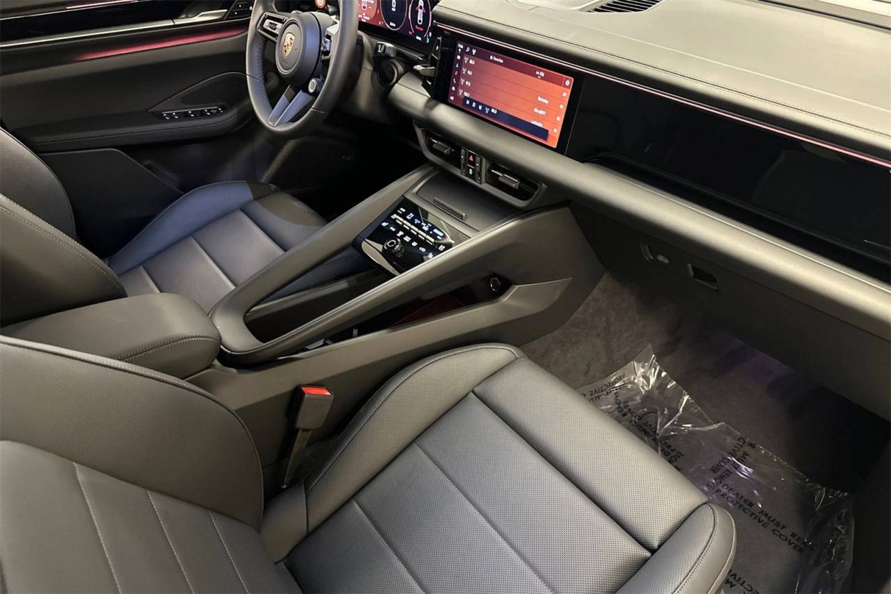 2025 Porsche Macan Macan Electric