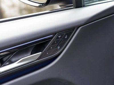 2025 Porsche Macan Macan Electric