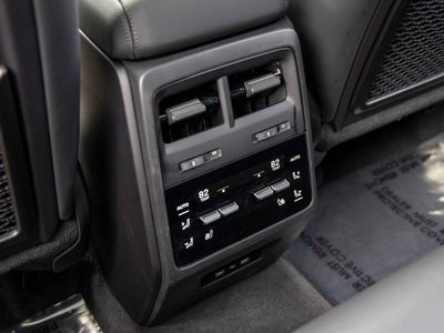 2025 Porsche Macan Macan Electric