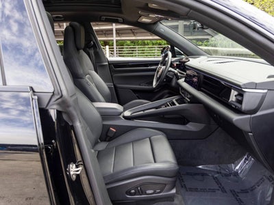 2025 Porsche Macan Macan Electric