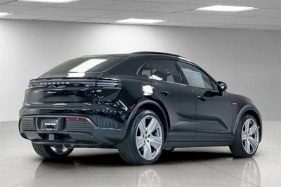 2025 Porsche Macan Macan Electric