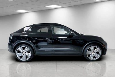 2025 Porsche Macan Macan Electric