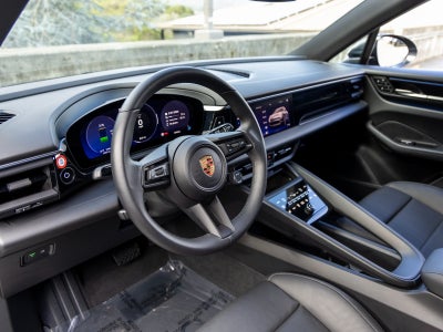 2025 Porsche Macan Macan Electric